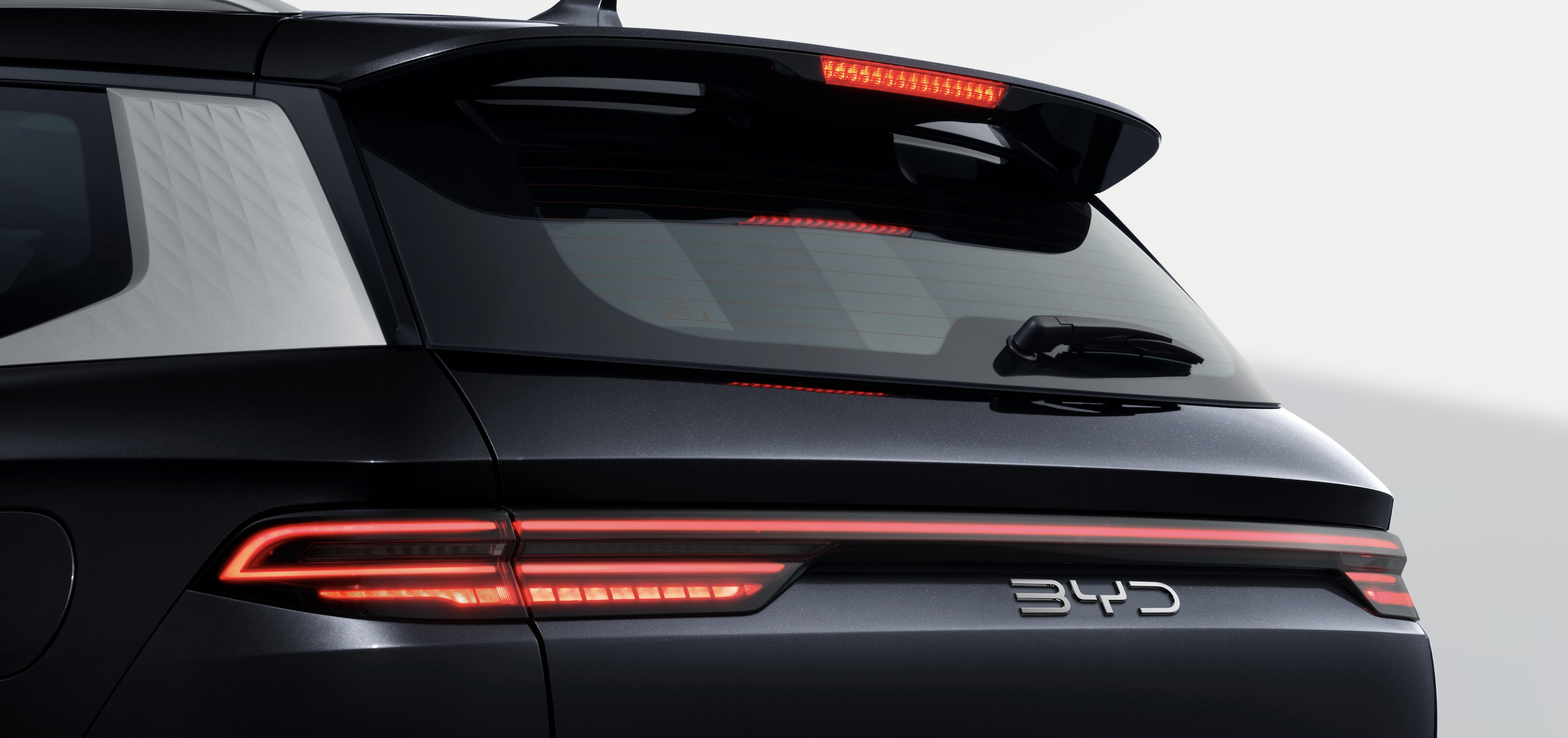 BYD Poised To Launch New Super Plug-In Hybrid Sea Lion 5